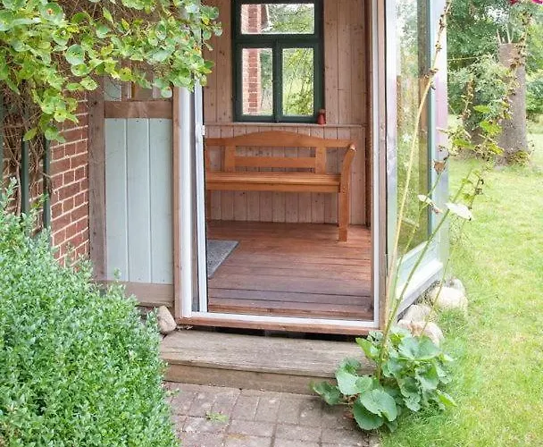 Kleine Flucht Nossentin 別荘 Nossentiner Hütte